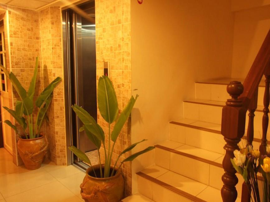 Honey House 2 Hostel Bangkok Ngoại thất bức ảnh