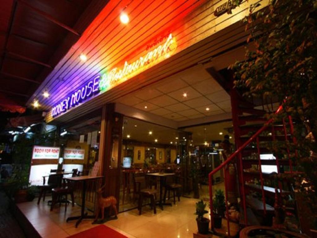 Honey House 2 Hostel Bangkok Ngoại thất bức ảnh
